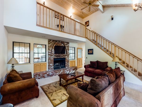 Yosemite Area Home 984602