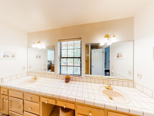 Yosemite Area Home 984602