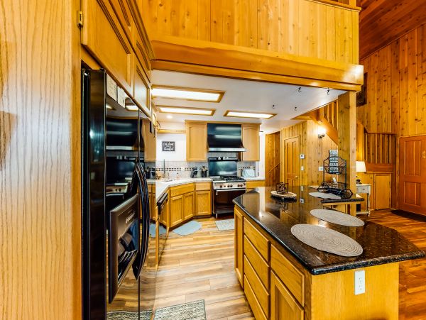 Yosemite Area Home 984603