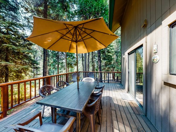 Yosemite Area Home 984603
