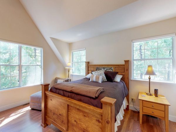 Yosemite Area Home 984604