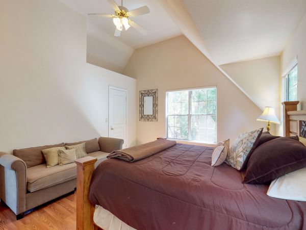 Yosemite Area Home 984604