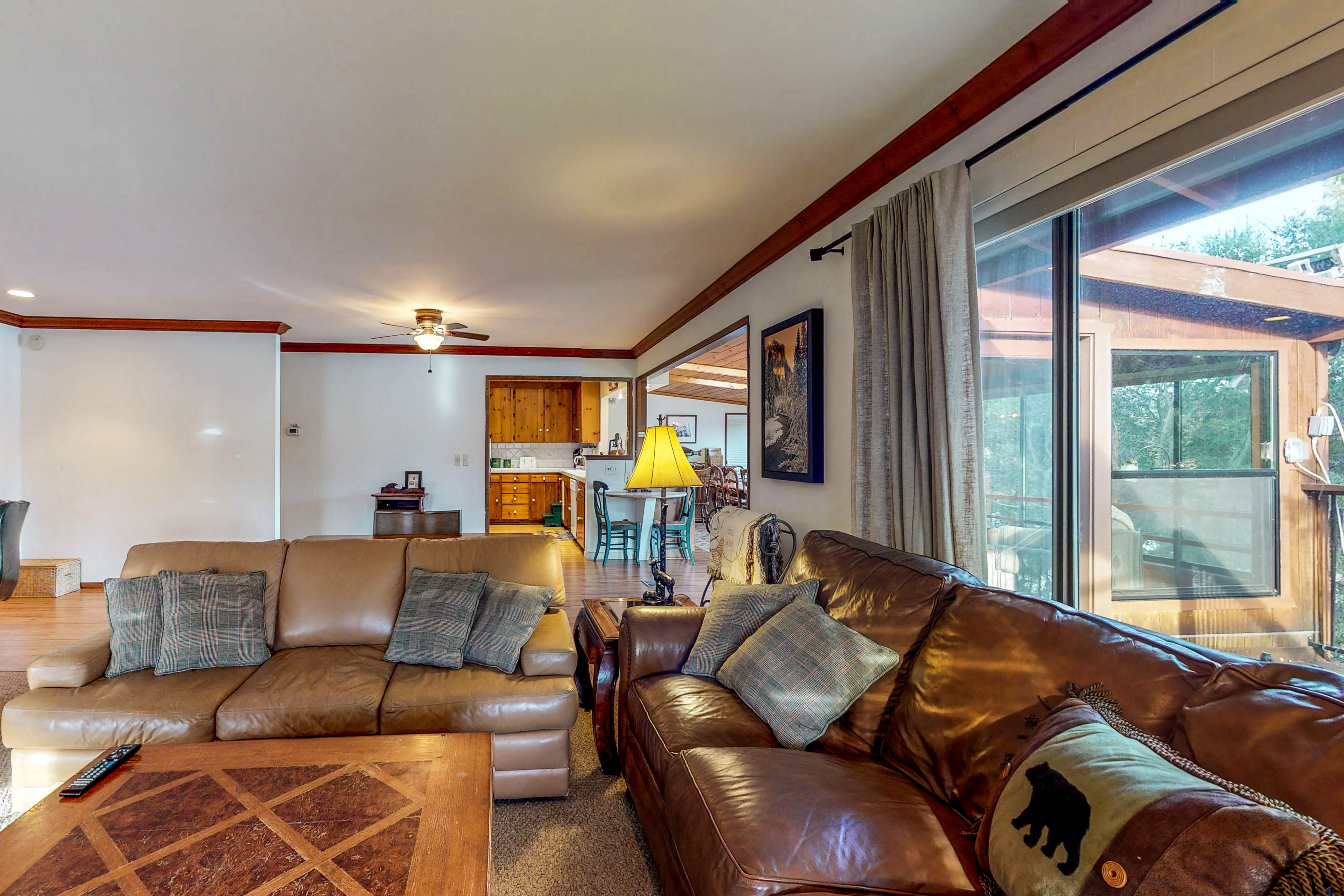 Yosemite Area Home 984605