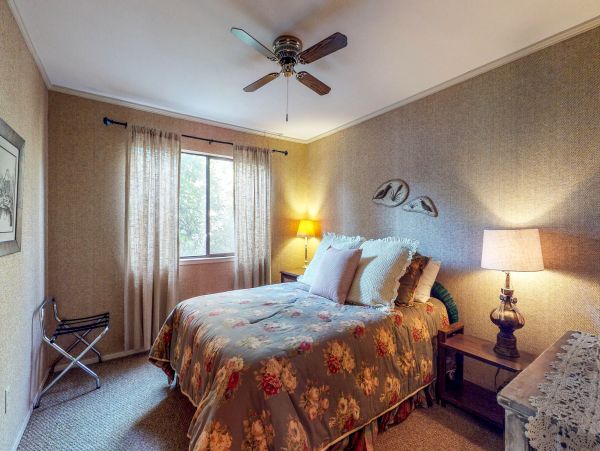 Yosemite Area Home 984605