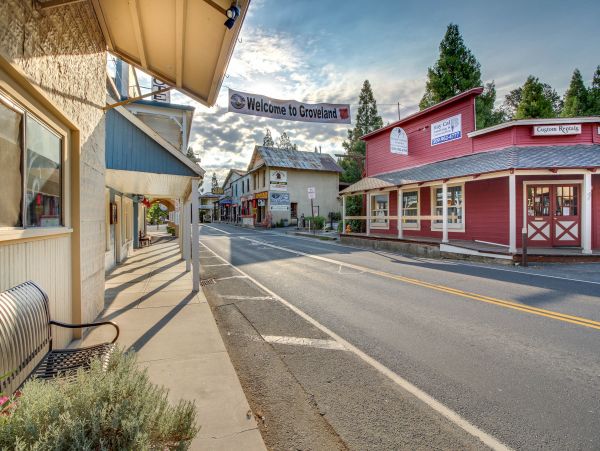 Yosemite Area Home 984605