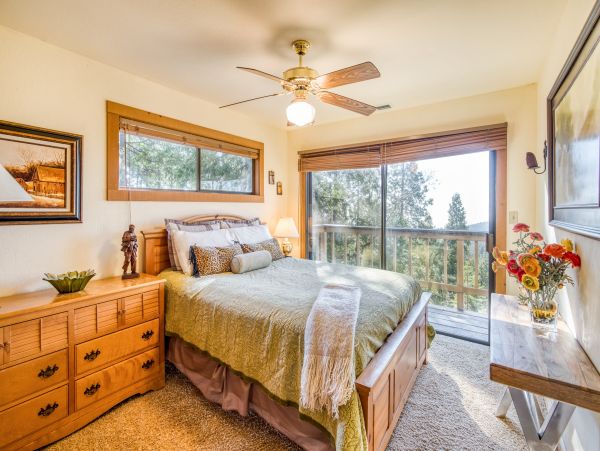 Yosemite Area Home 984606