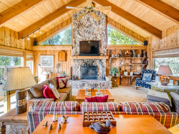 Yosemite Area Home 984606