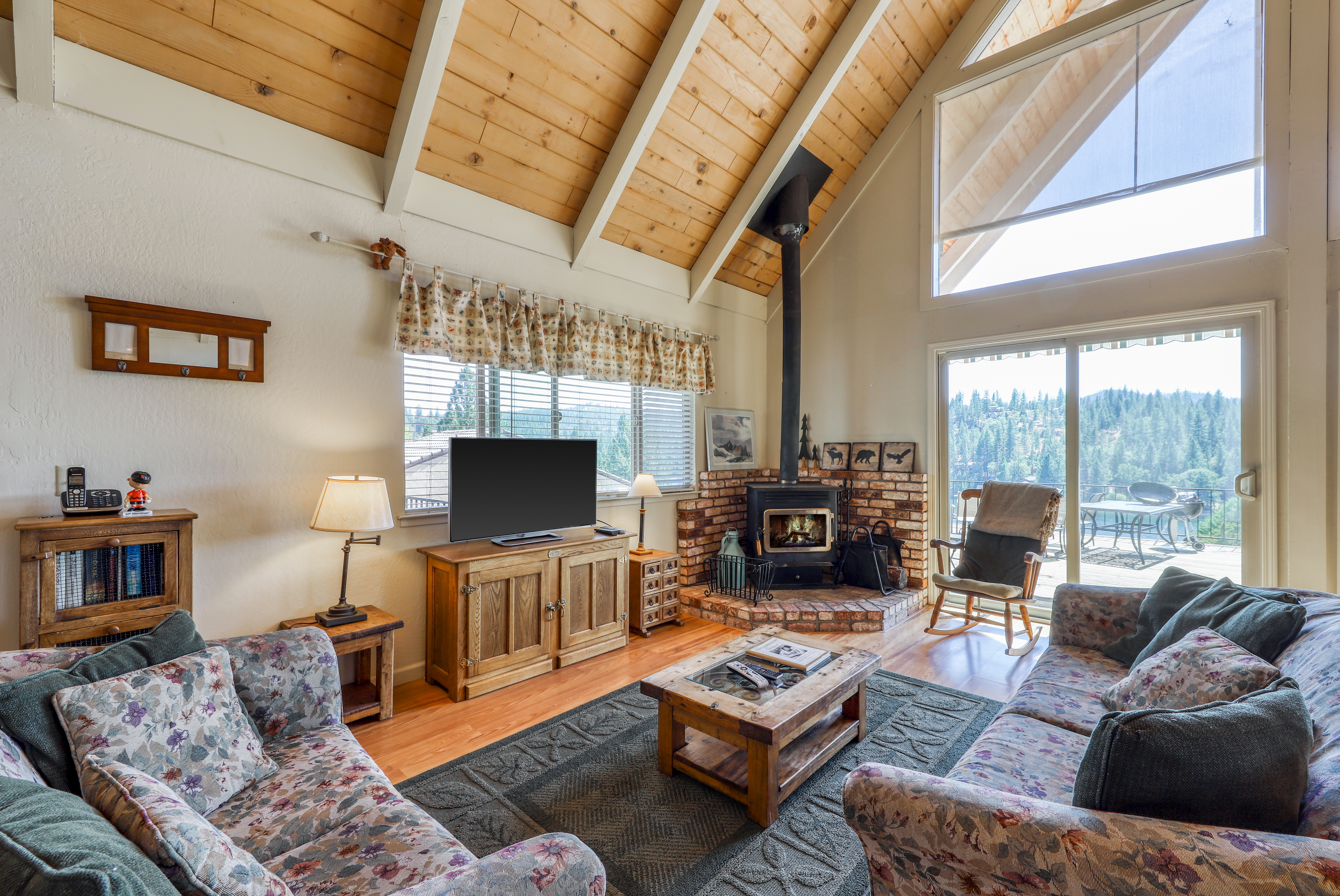 Yosemite Area Home 984607