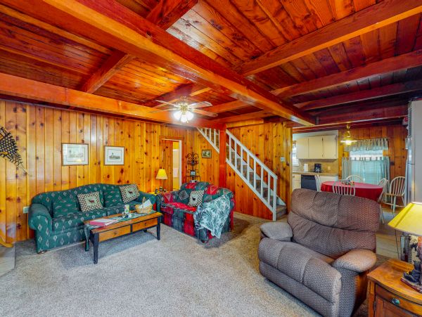 Yosemite Area Home 984608