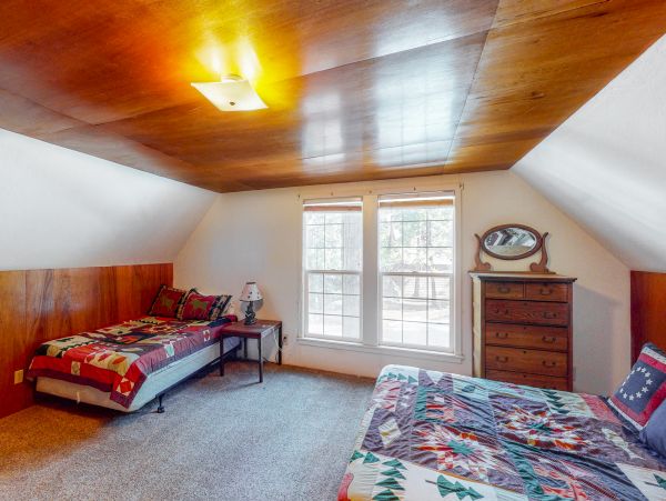 Yosemite Area Home 984608