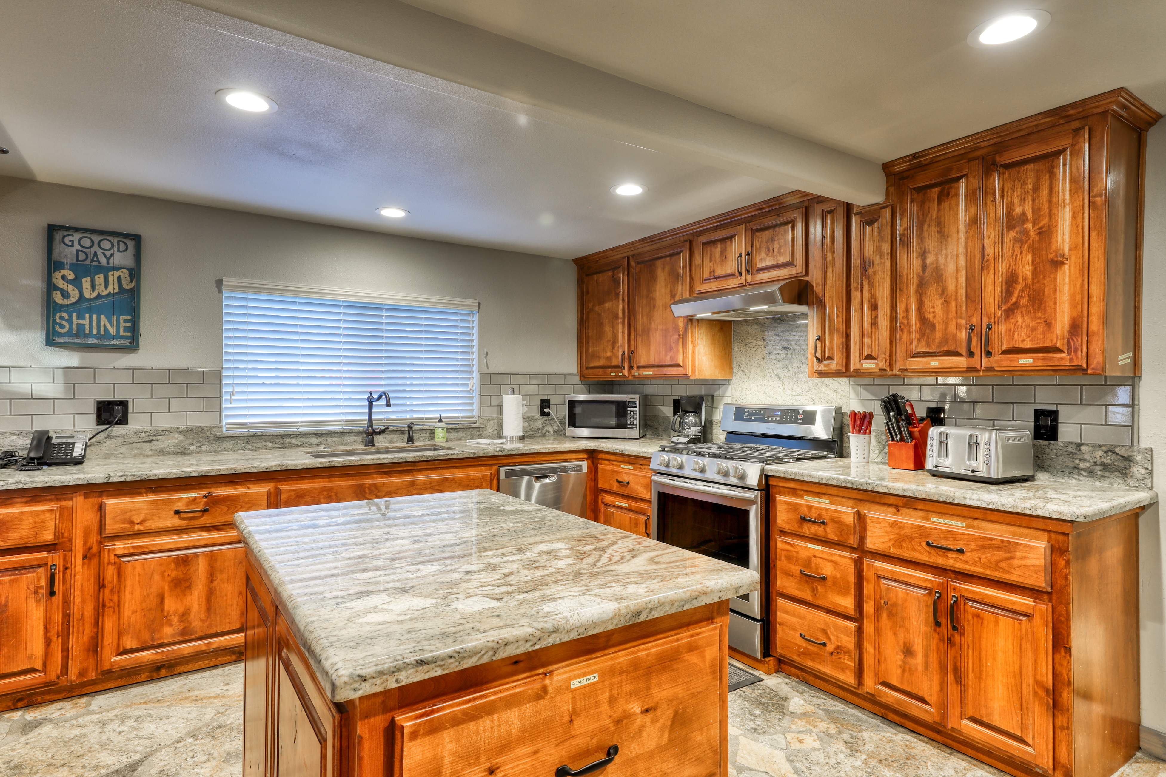 Yosemite Area Home 984609