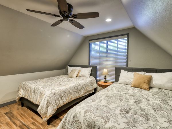 Yosemite Area Home 984609