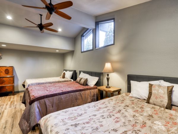 Yosemite Area Home 984609