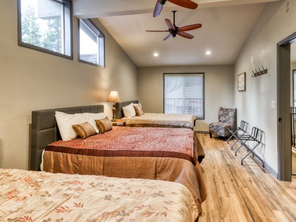 Yosemite Area Home 984609