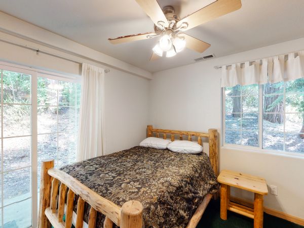 Yosemite Area Home 984610