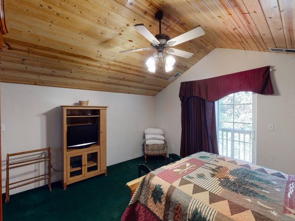 Yosemite Area Home 984610