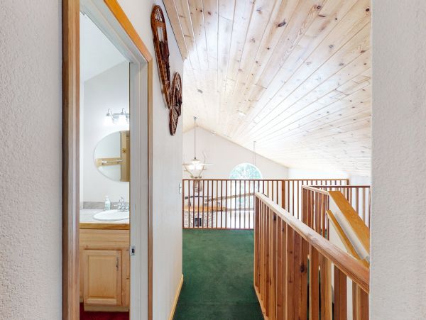 Yosemite Area Home 984610