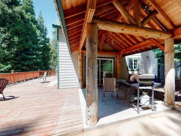 Yosemite Area Home 984610