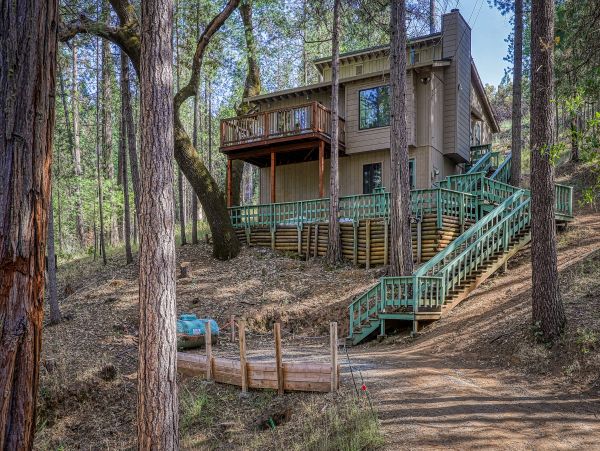 Yosemite Area Home 984611