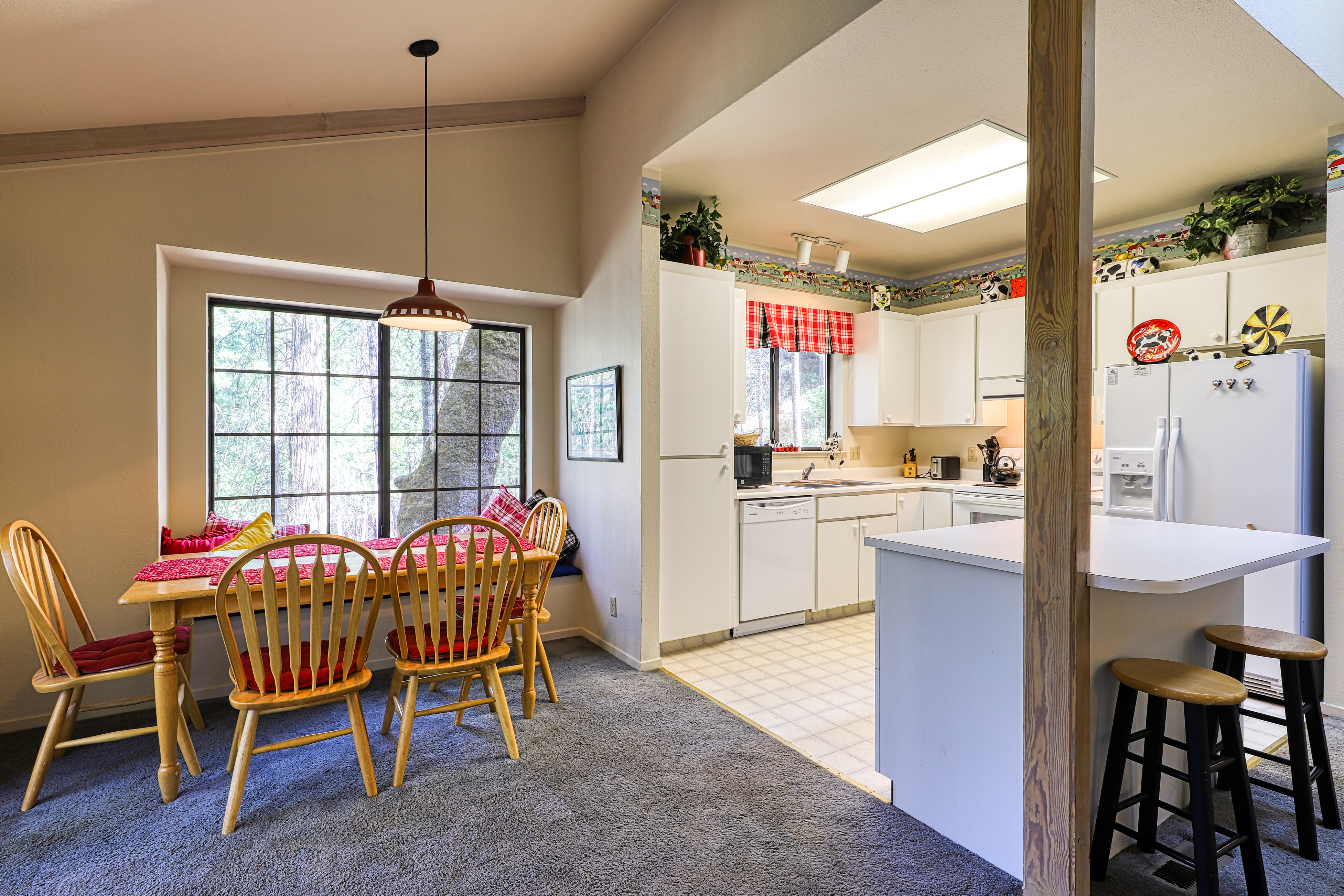 Yosemite Area Home 984611
