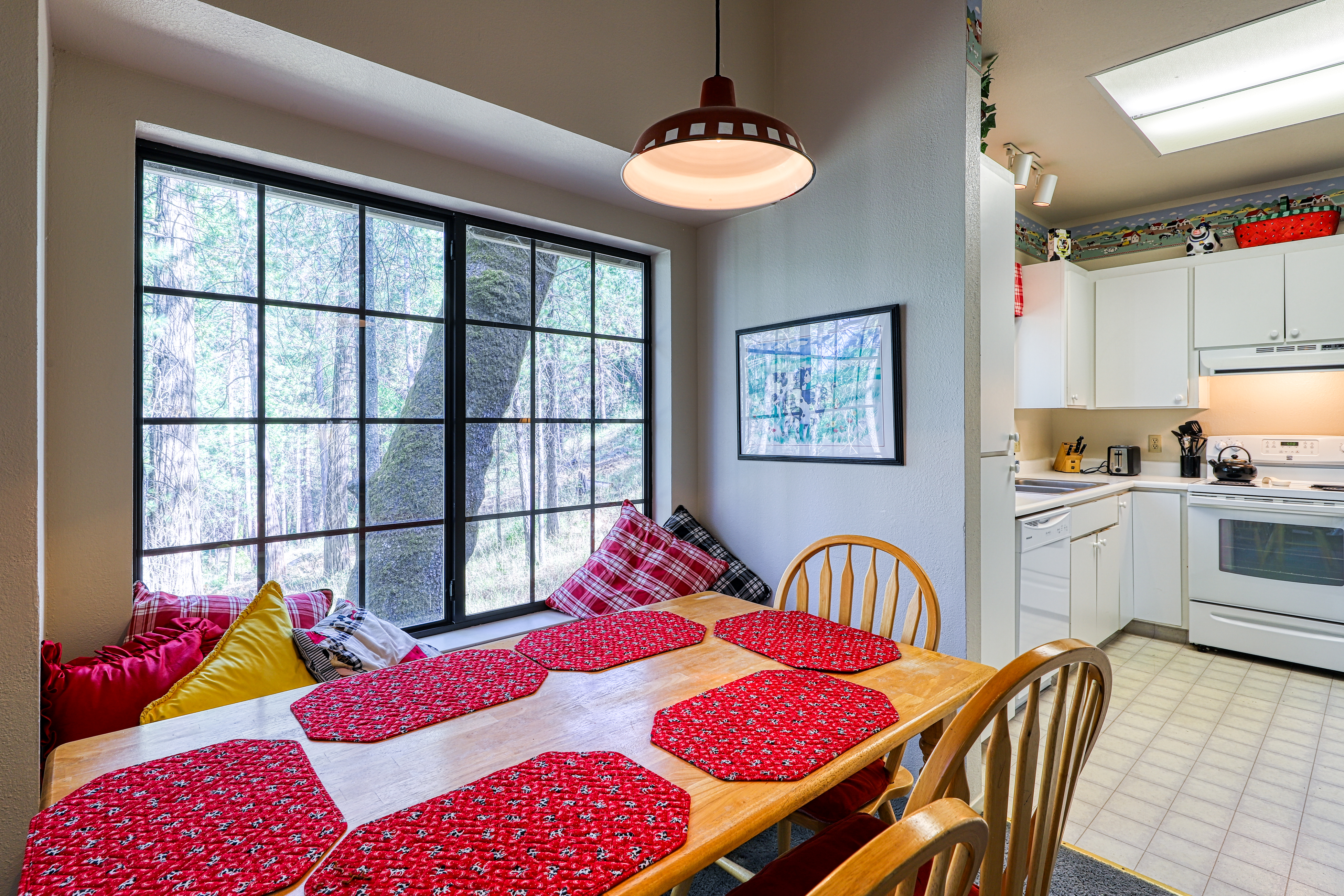 Yosemite Area Home 984611