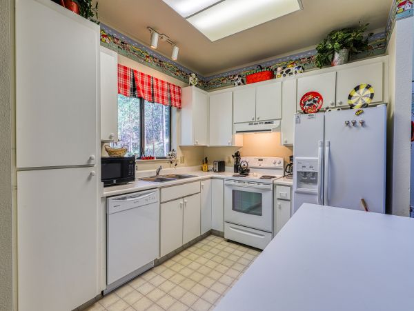 Yosemite Area Home 984611
