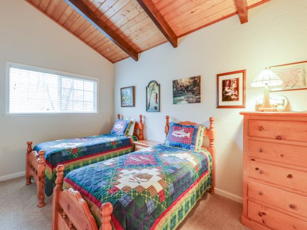 Yosemite Area Home 984615