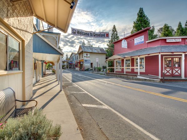 Yosemite Area Home 984615