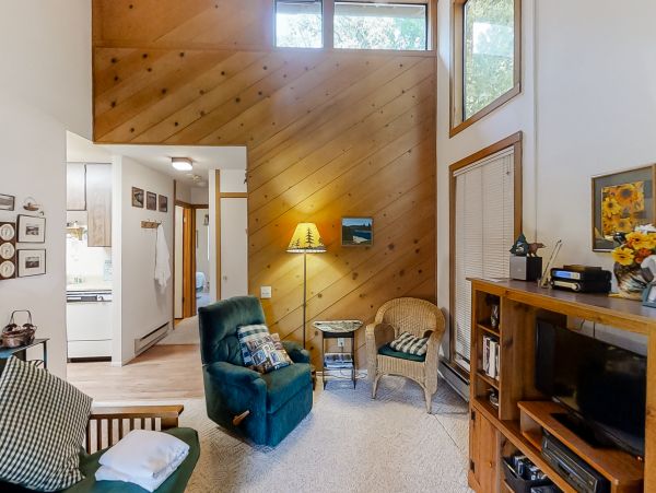 Yosemite Area Home 984616