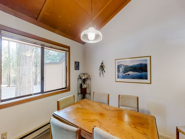 Yosemite Area Home 984616
