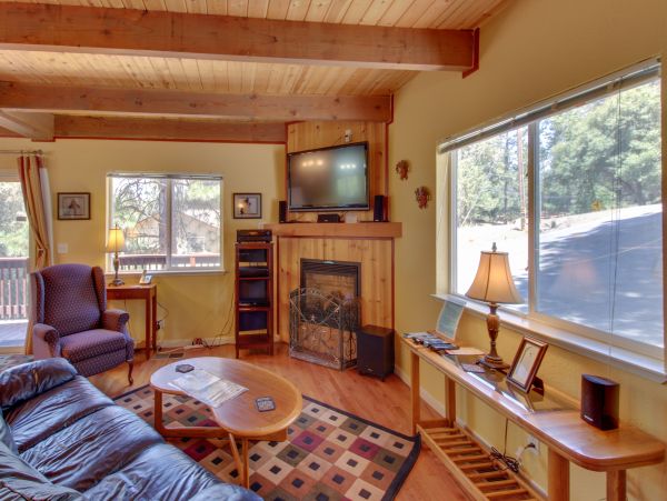 Yosemite Area Home 984619