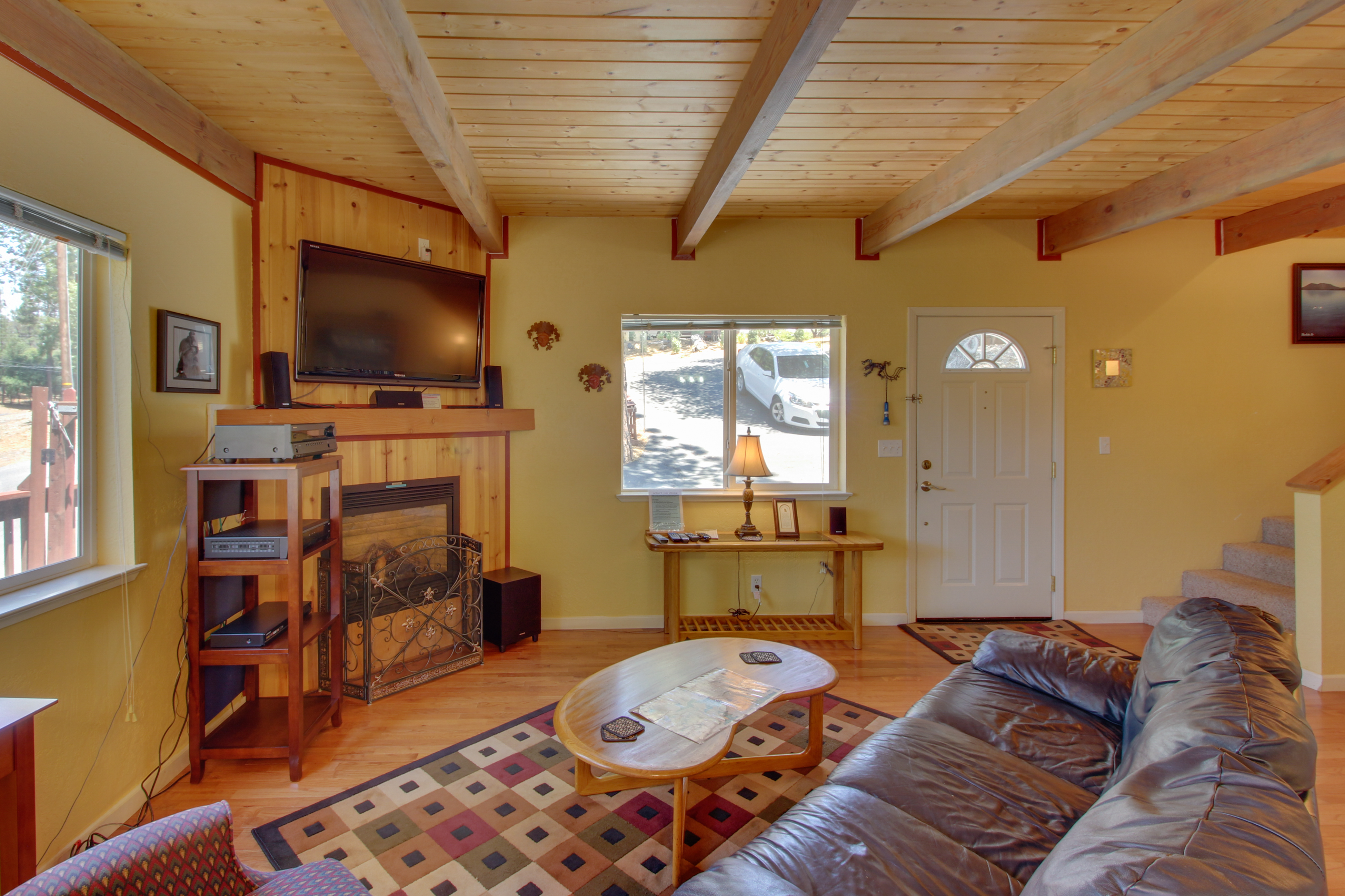 Yosemite Area Home 984619