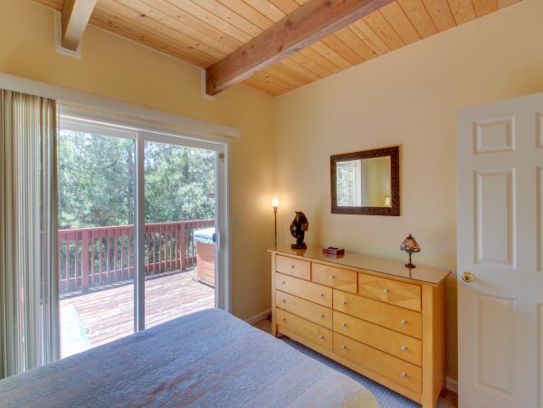 Yosemite Area Home 984619