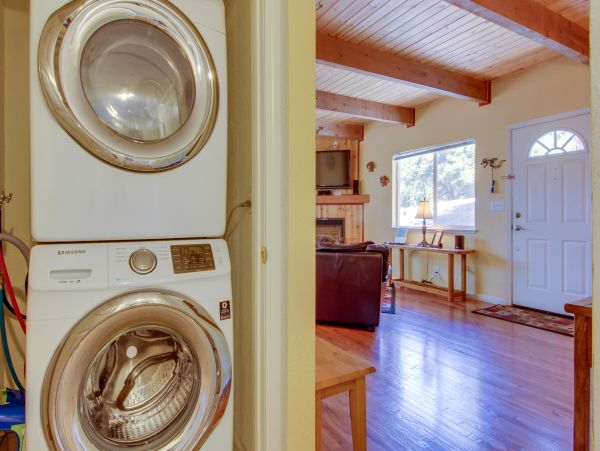 Yosemite Area Home 984619
