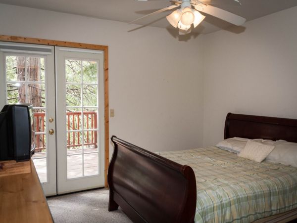 Yosemite Area Home 984620