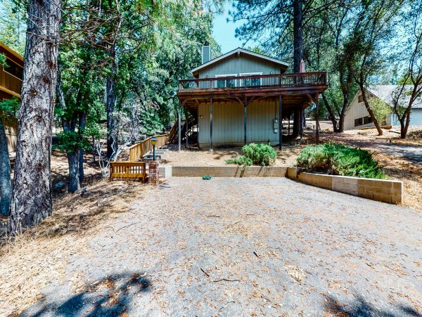 Yosemite Area Home 984621