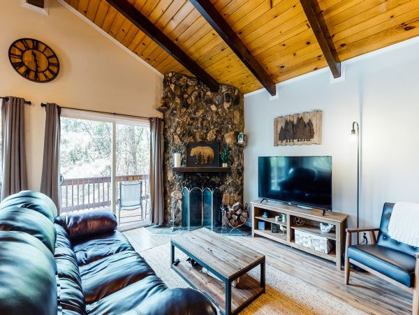 Yosemite Area Home 984621