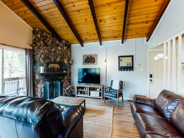 Yosemite Area Home 984621