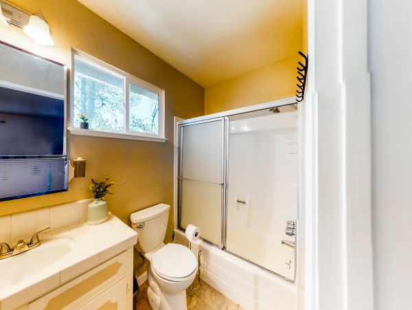 Yosemite Area Home 984621