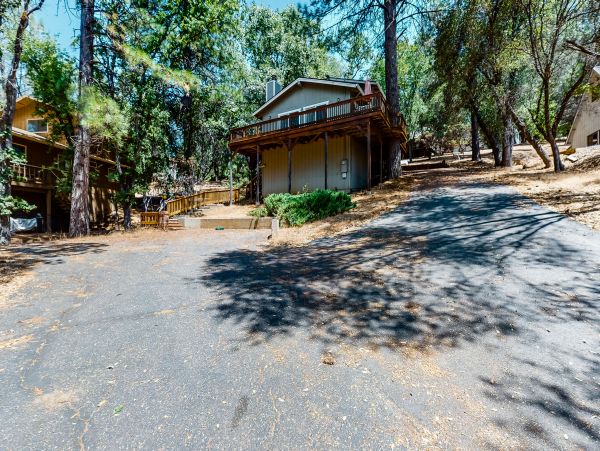 Yosemite Area Home 984621