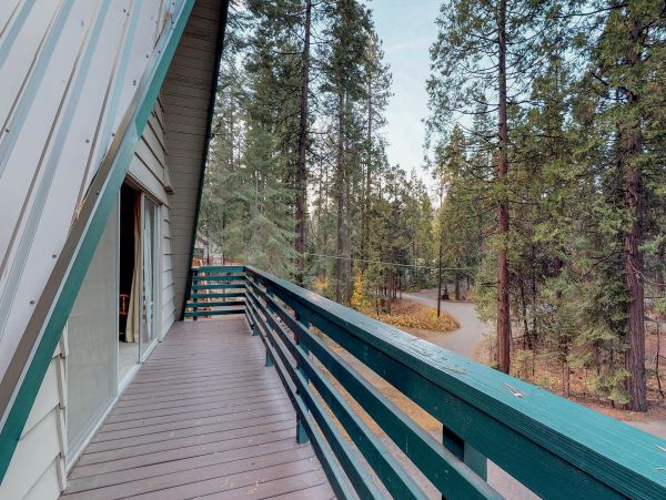 Yosemite Area Home 984622