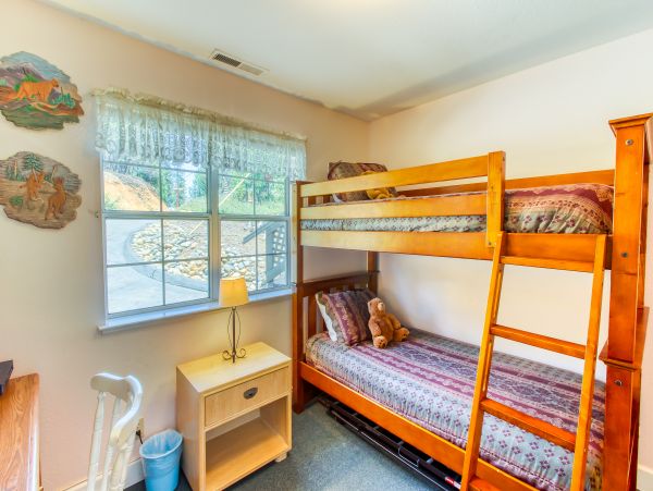 Yosemite Area Home 984623