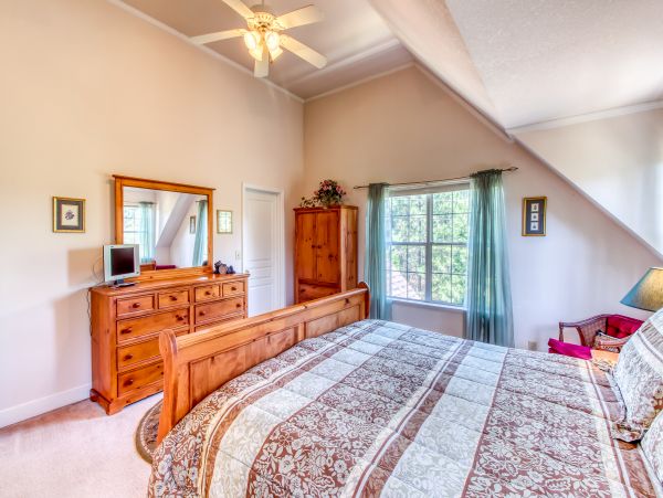Yosemite Area Home 984623