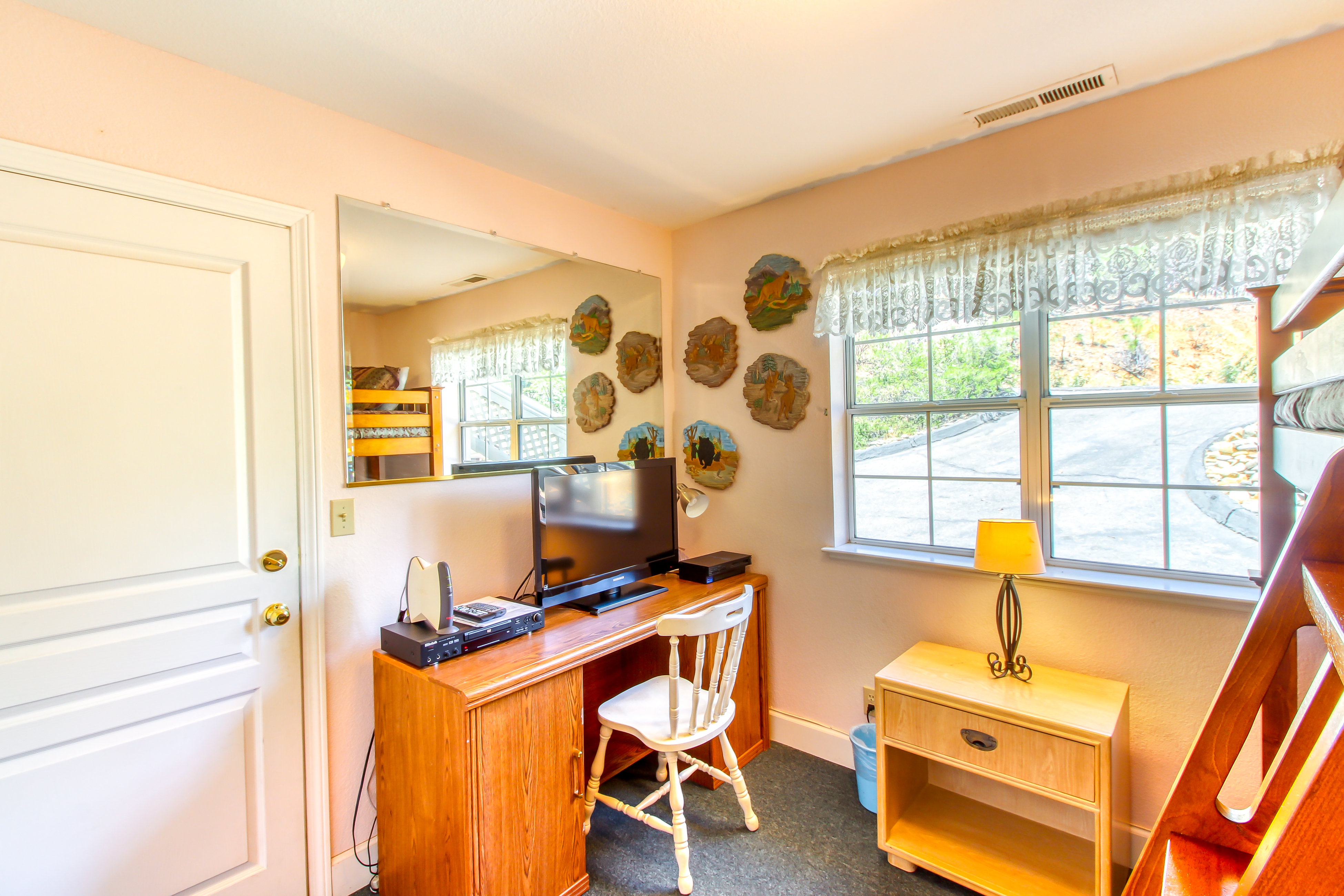 Yosemite Area Home 984623