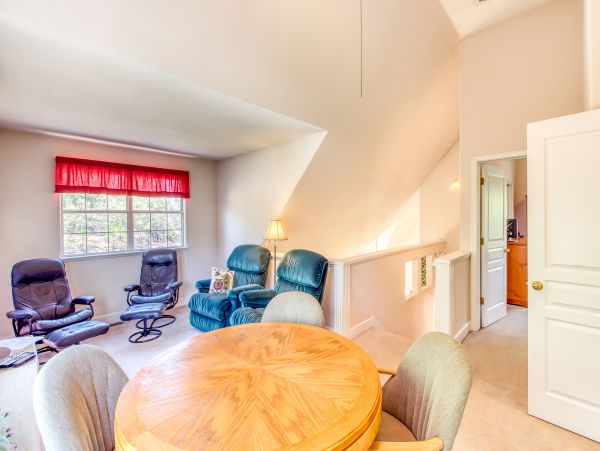 Yosemite Area Home 984623