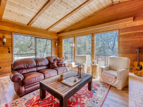 Yosemite Area Home 984625