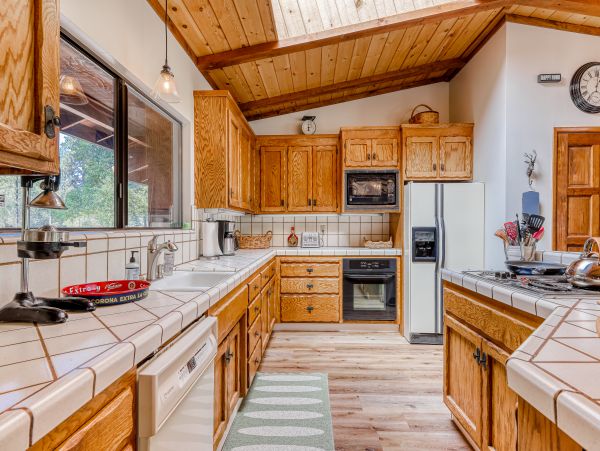 Yosemite Area Home 984625