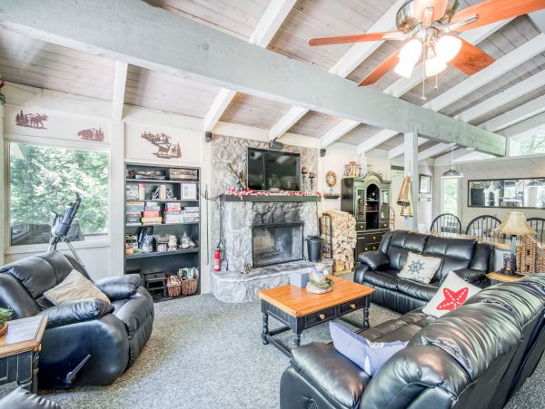 Yosemite Area Home 984626
