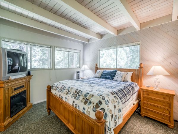 Yosemite Area Home 984626