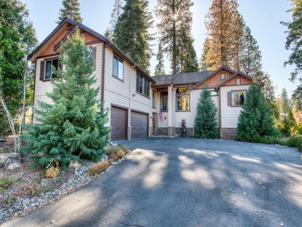 Yosemite Area Home 984628